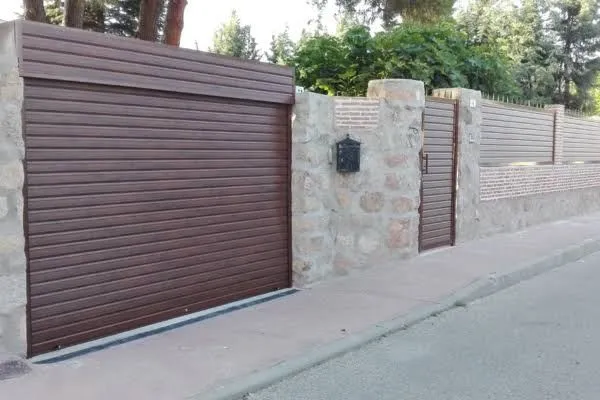Puerta automática corredera con motor Murcia